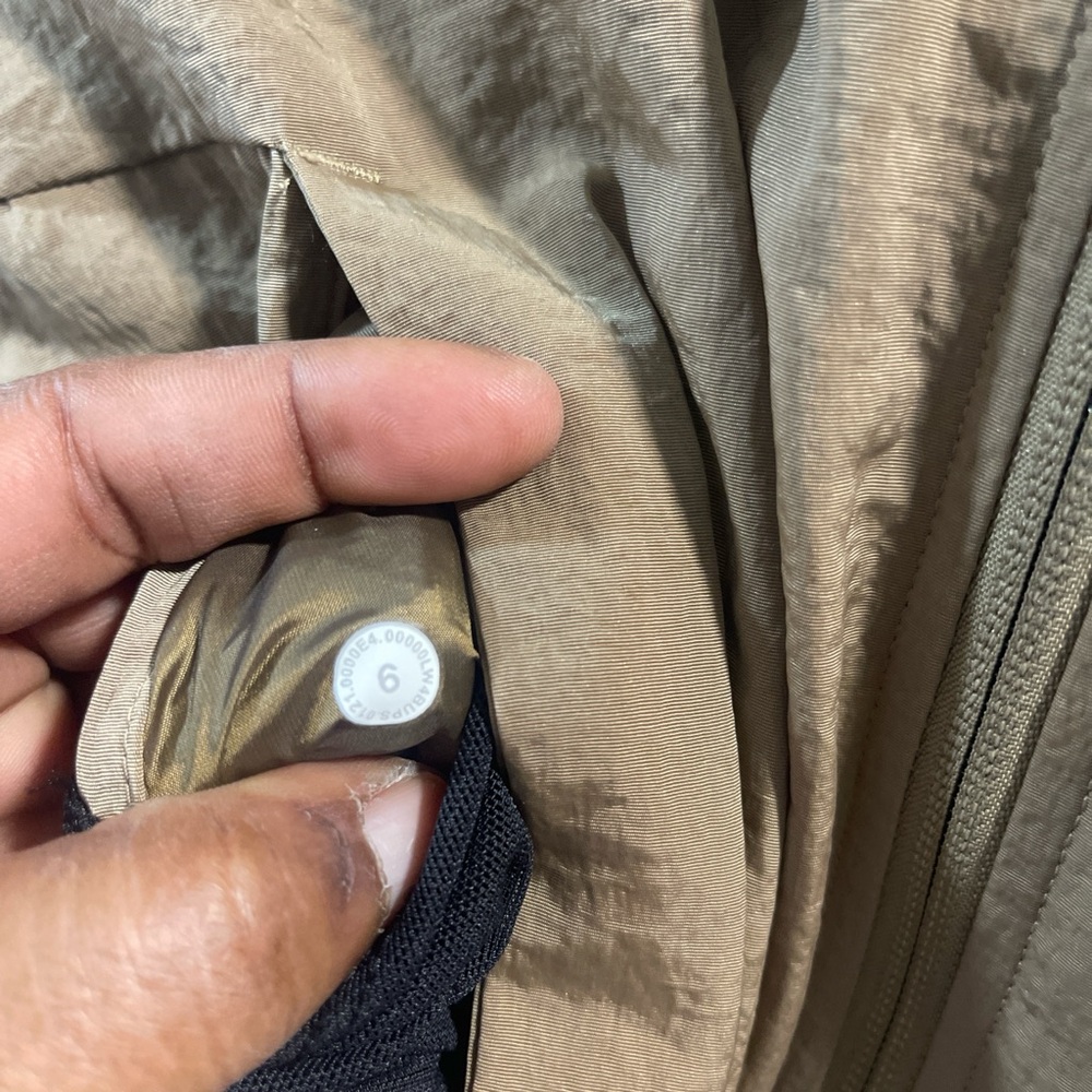 Lululemon Non Stop Reversible Bomber Jacket Size 6 Like New Condition - Picture 5 of 7